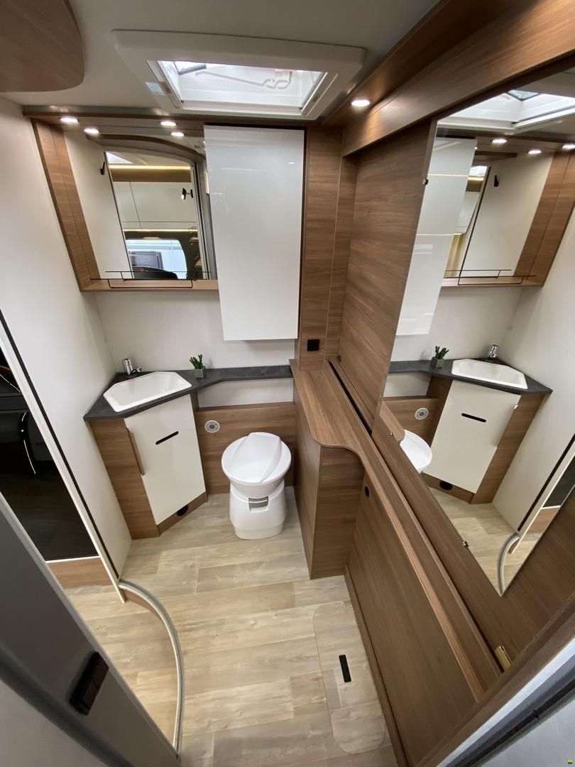 Pilote P696, Fiat Ducato 2.2MJ 160PS Automat