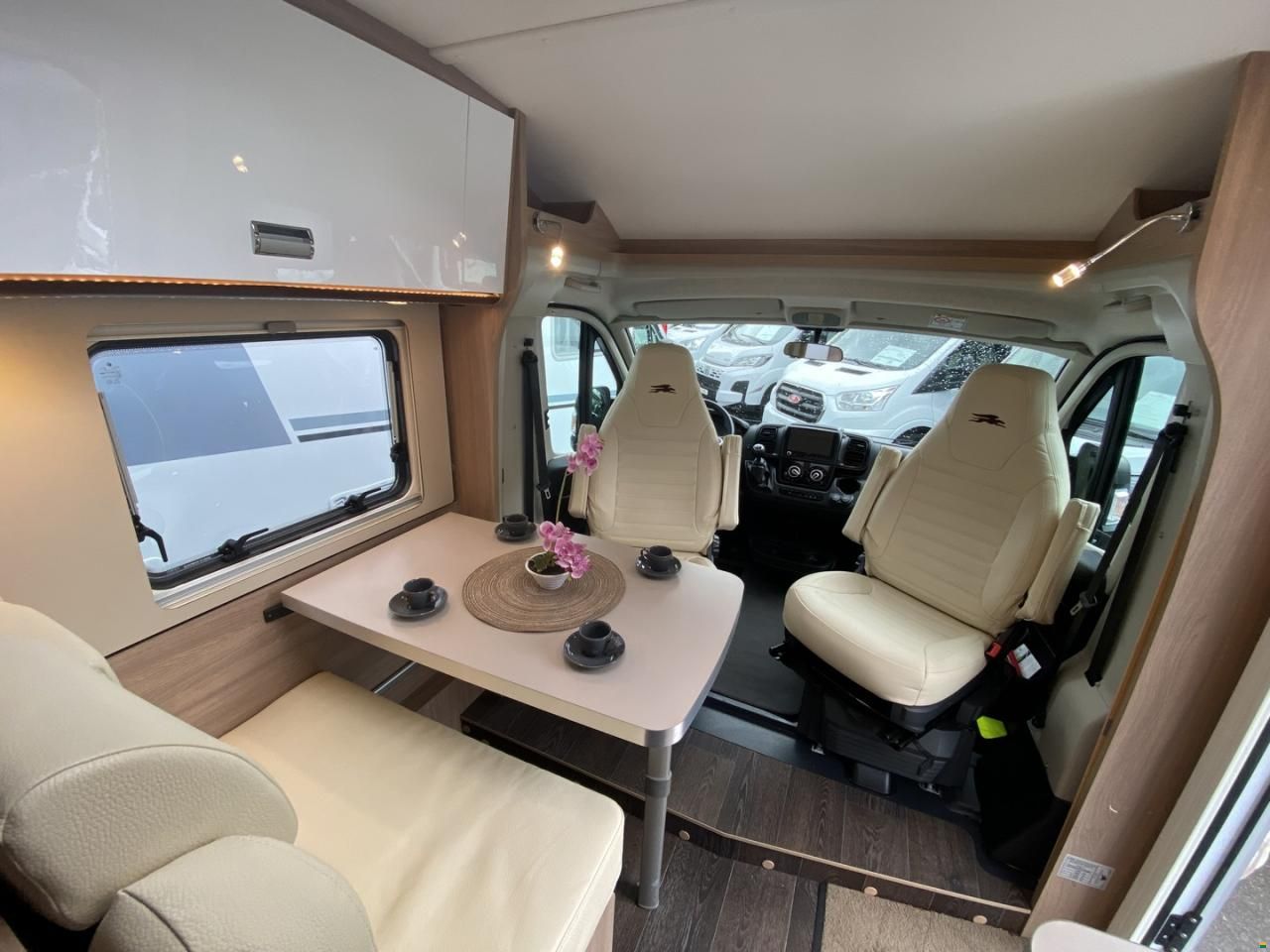 Laika Kosmo V9, Fiat Ducato 2.2MJ 140PS