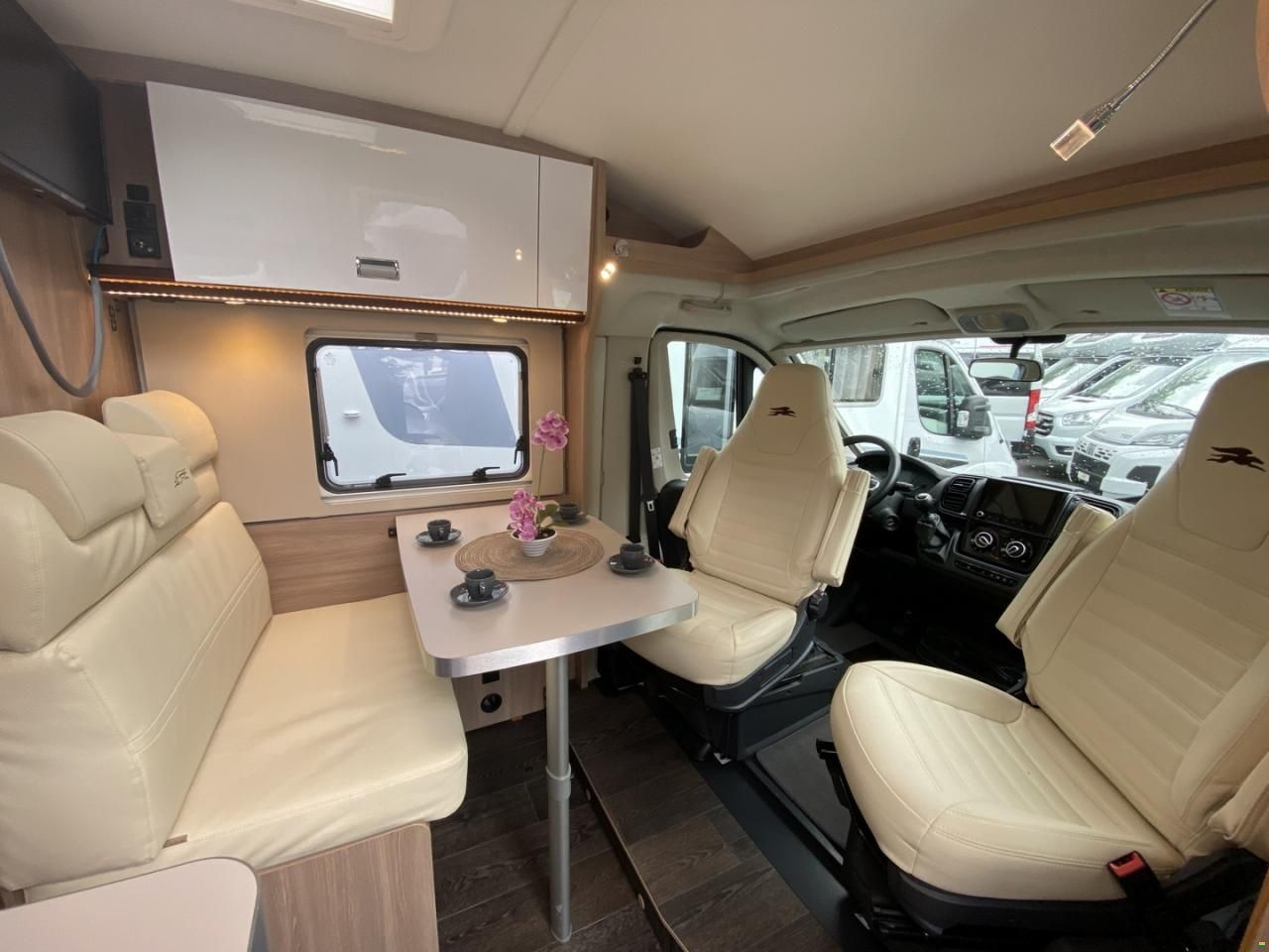 Laika Kosmo V9, Fiat Ducato 2.2MJ 140PS