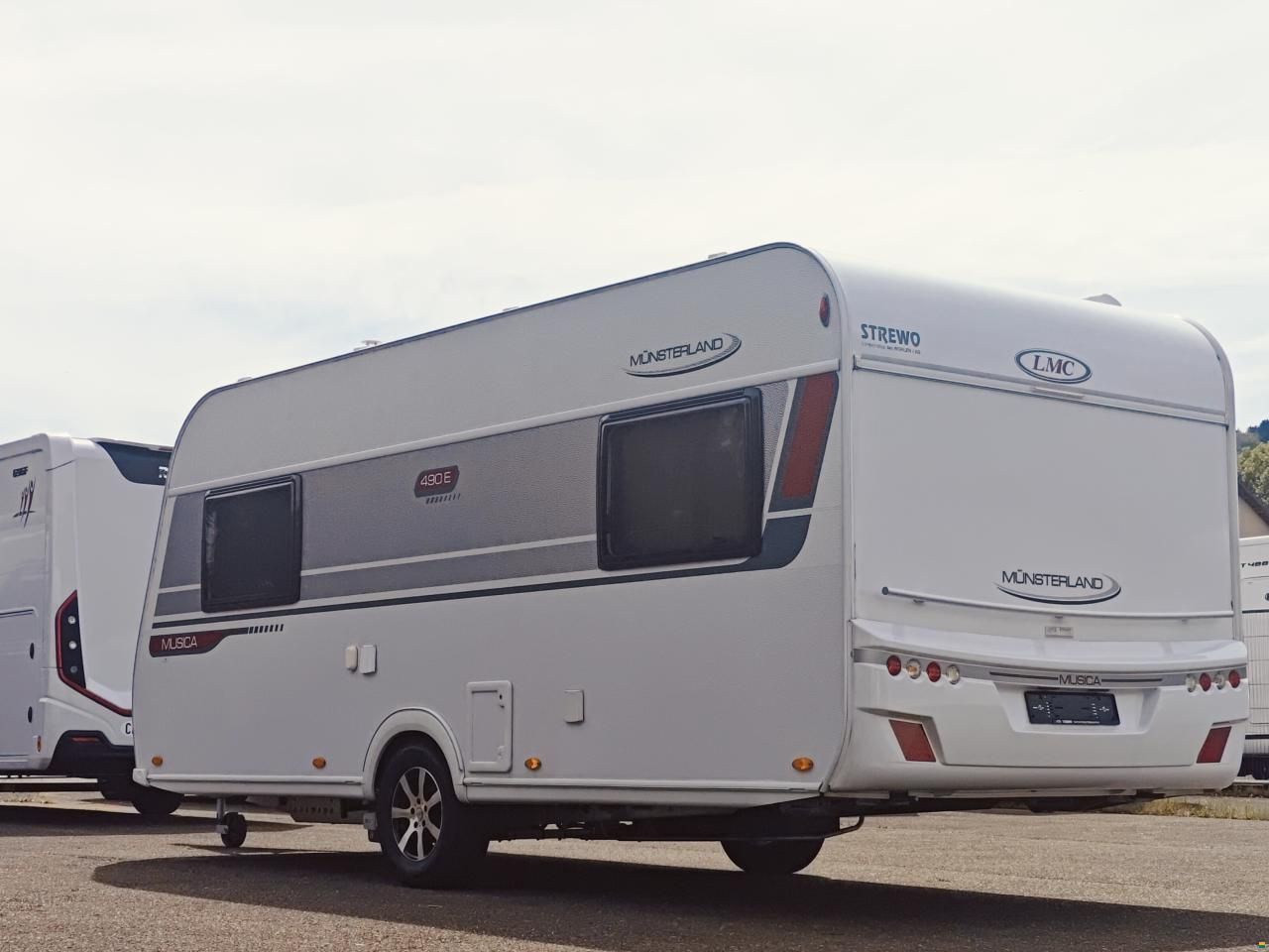 LMC MUSICA 490 E - L&auml;nsgbetten