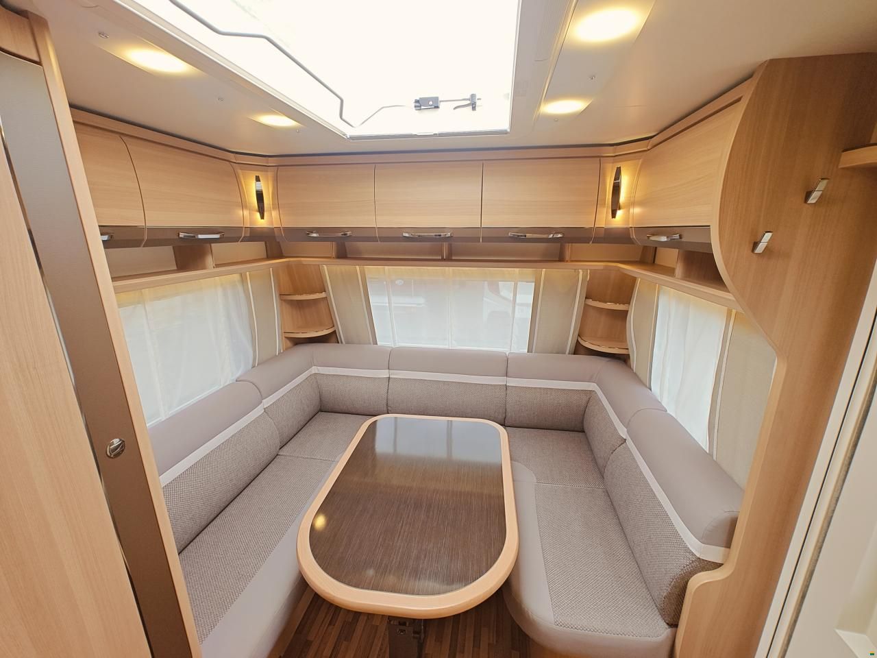 LMC MUSICA 490 E - L&auml;nsgbetten