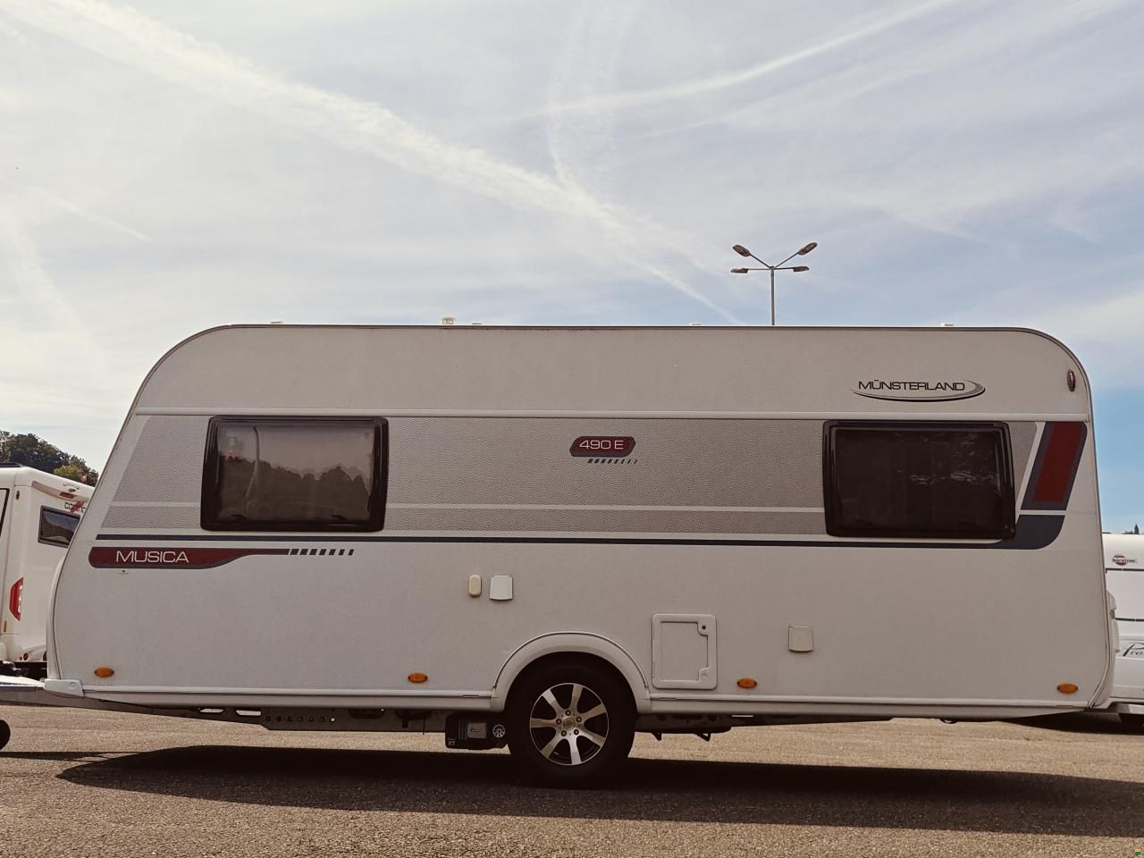 LMC MUSICA 490 E - L&auml;nsgbetten