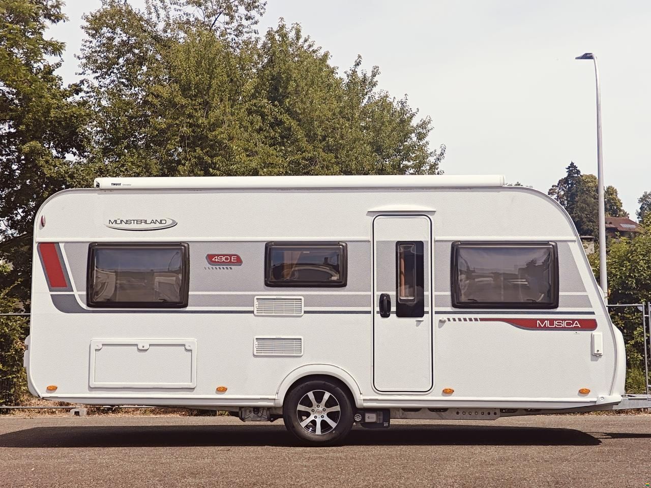 LMC MUSICA 490 E - L&auml;nsgbetten