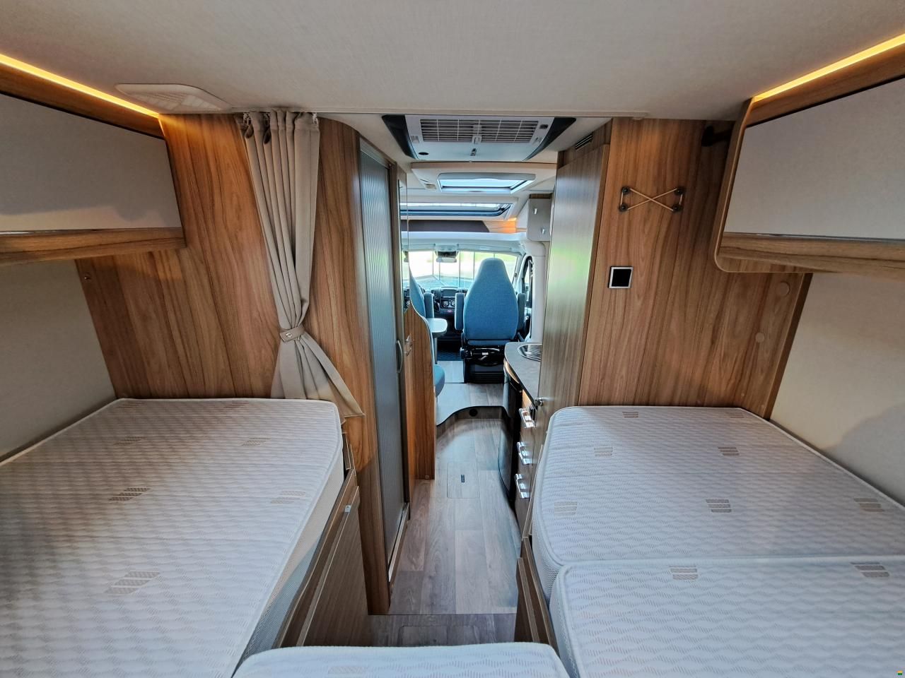 Hymer Exsis T 474
