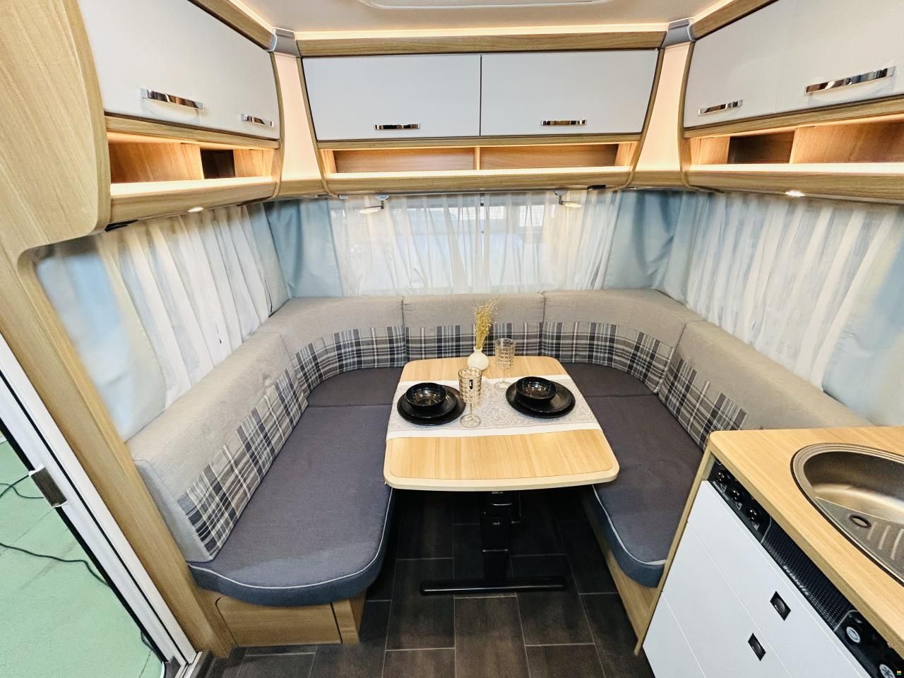 Dethleffs Camper 470 FR