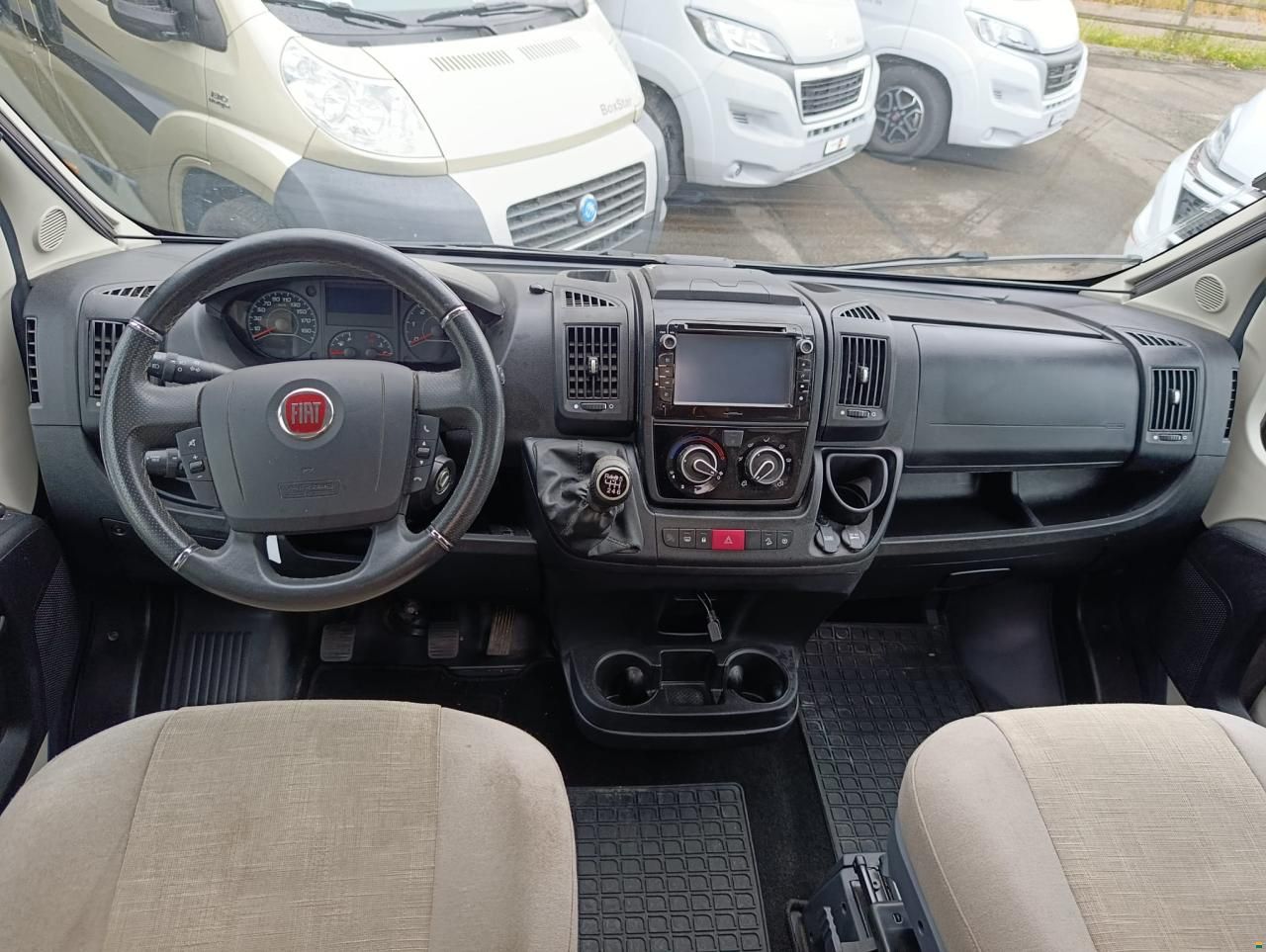 Globecar Summit 640
