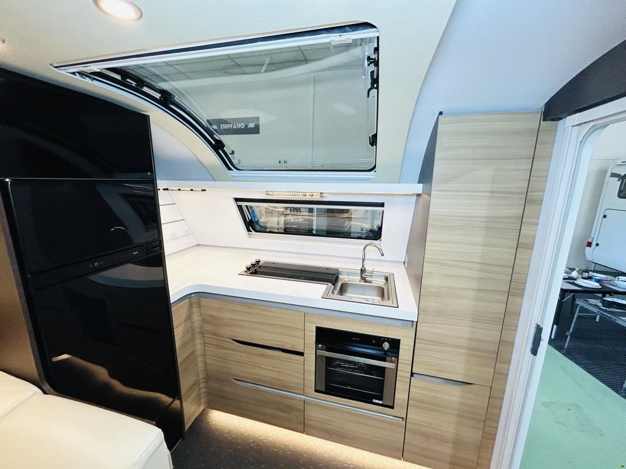 Adria E Alpina 663 HT