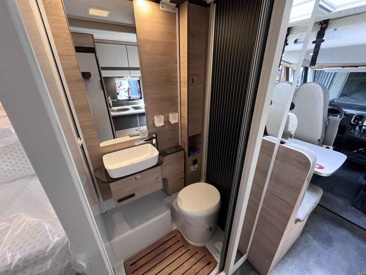 Dethleffs Globebus I 4
