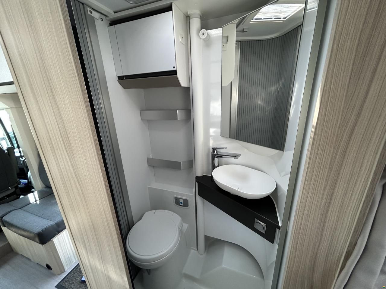 Adria Compact DL