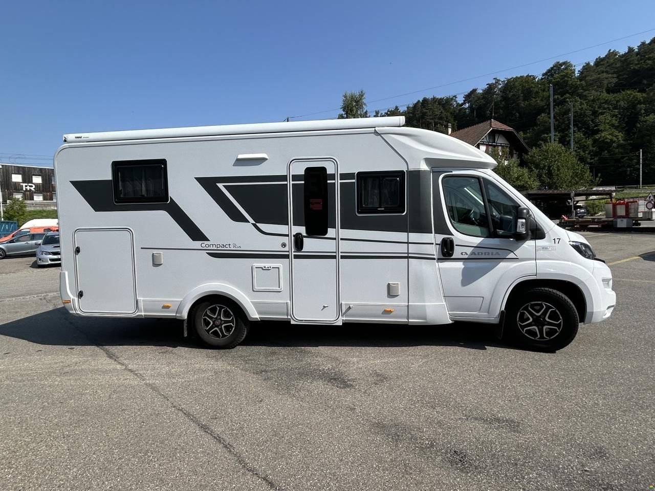 Adria Compact DL