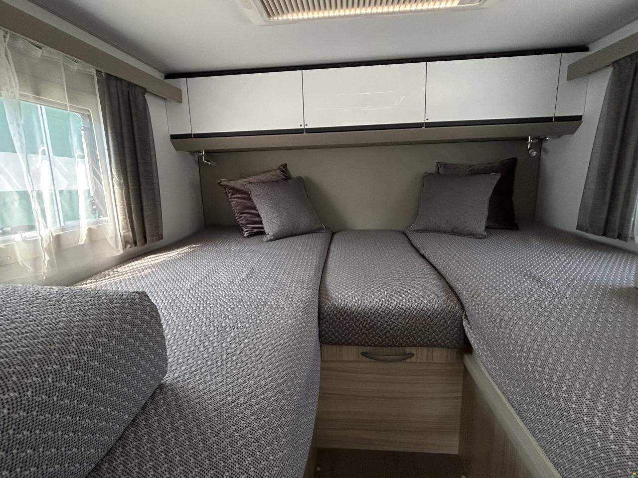 Adria Compact DL