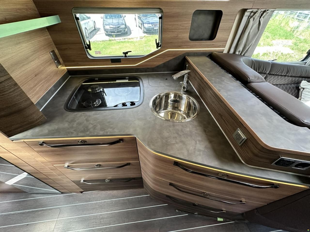 Knaus Sun i 900 LEG