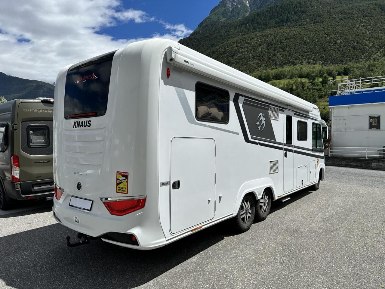 Knaus Sun i 900 LEG
