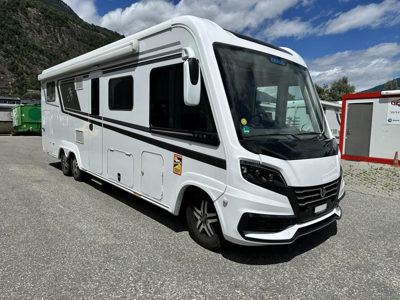 Knaus Sun i 900 LEG