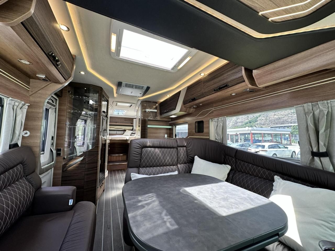 Knaus Sun i 900 LEG