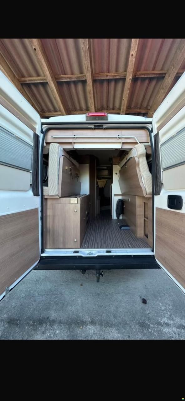 Malibu Carthago Van 640, Charming GT