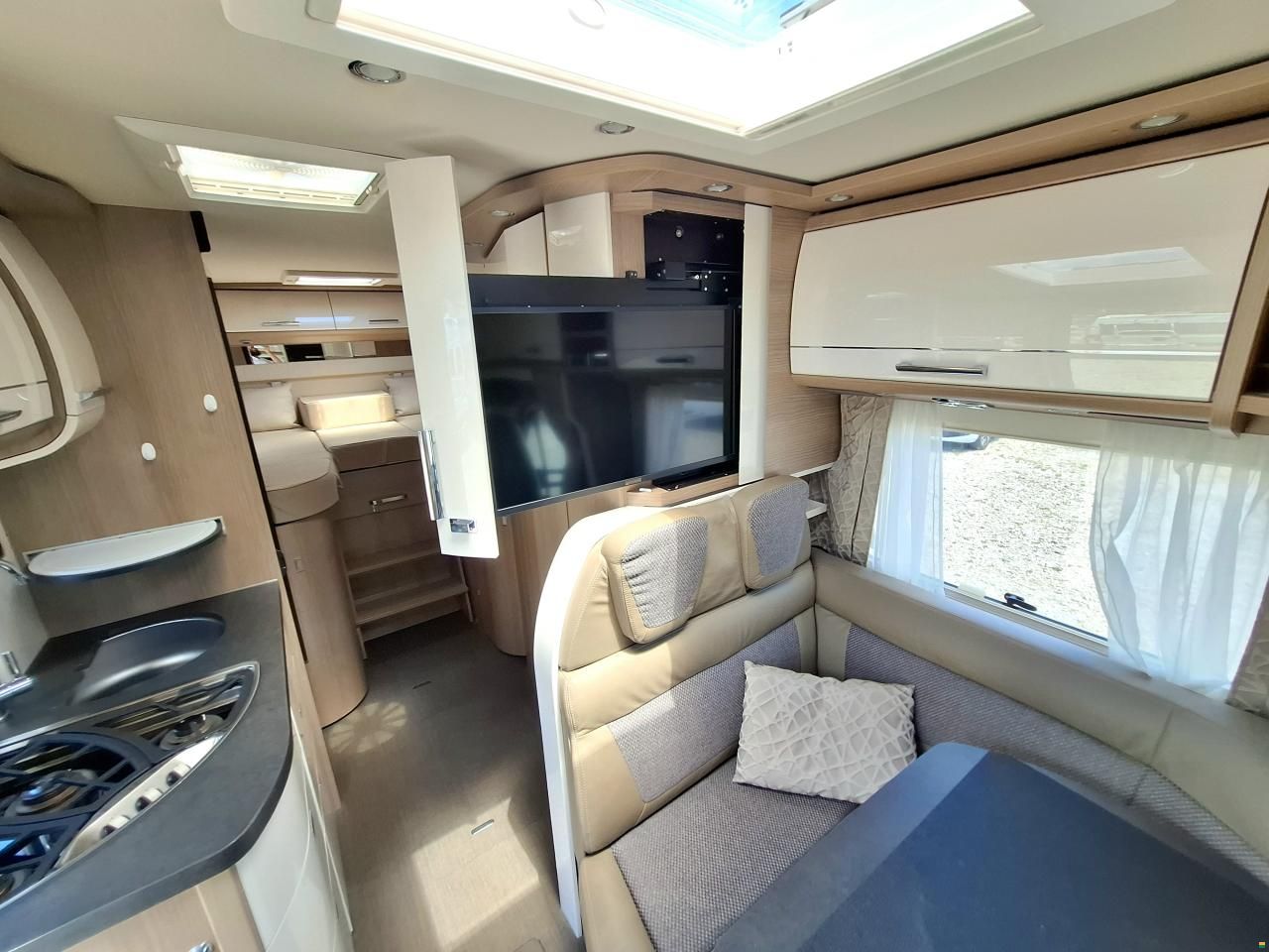 Carthago c-tourer T143