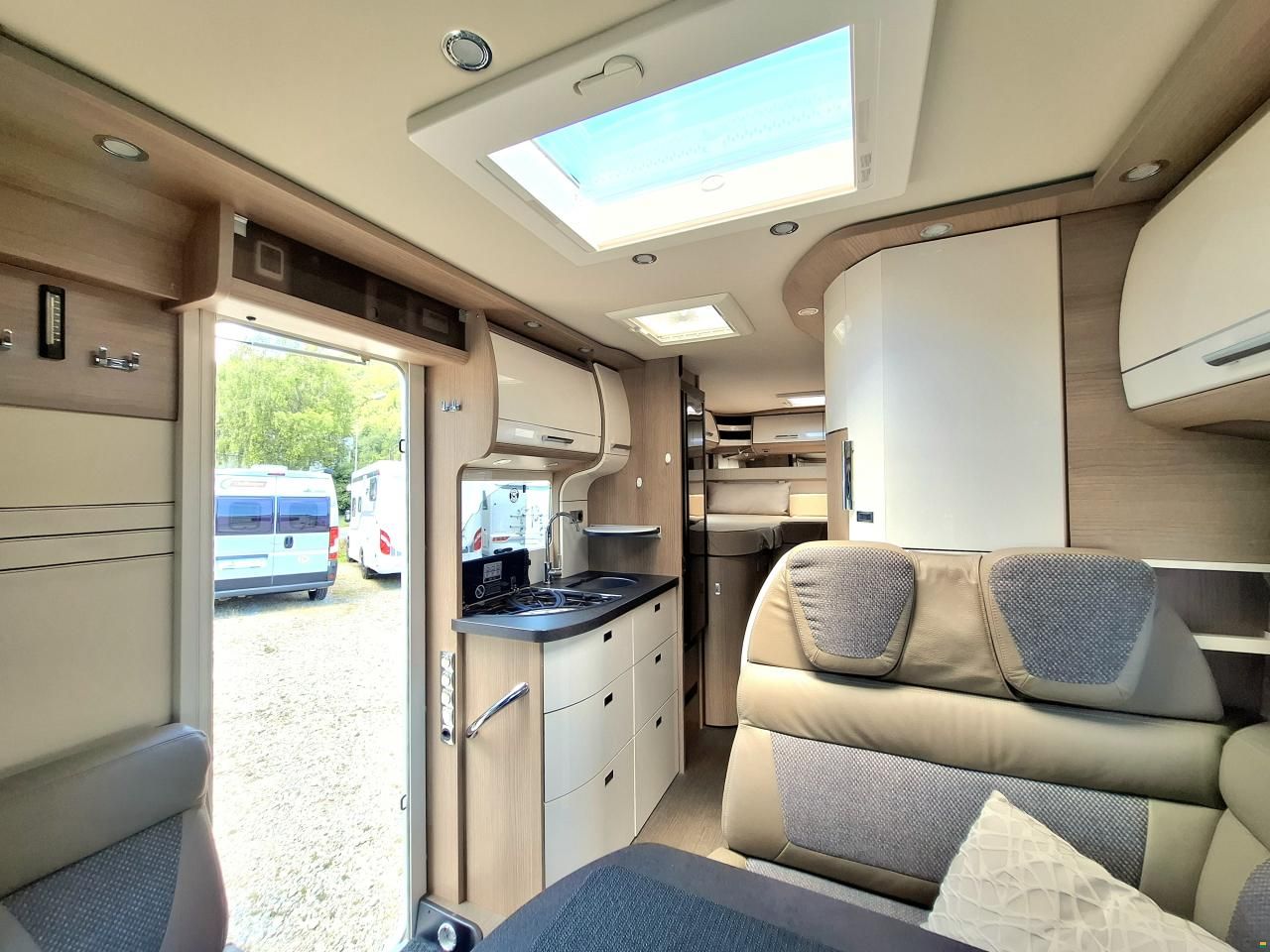Carthago c-tourer T143