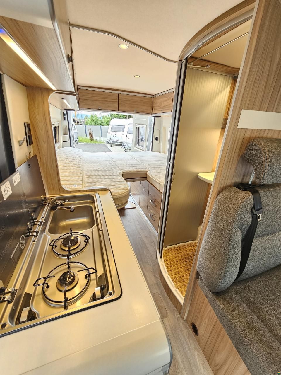 Hymer Yosemite 600 mit Schlafdach!