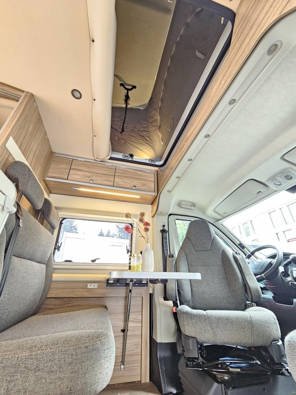 Hymer Yosemite 600 mit Schlafdach!