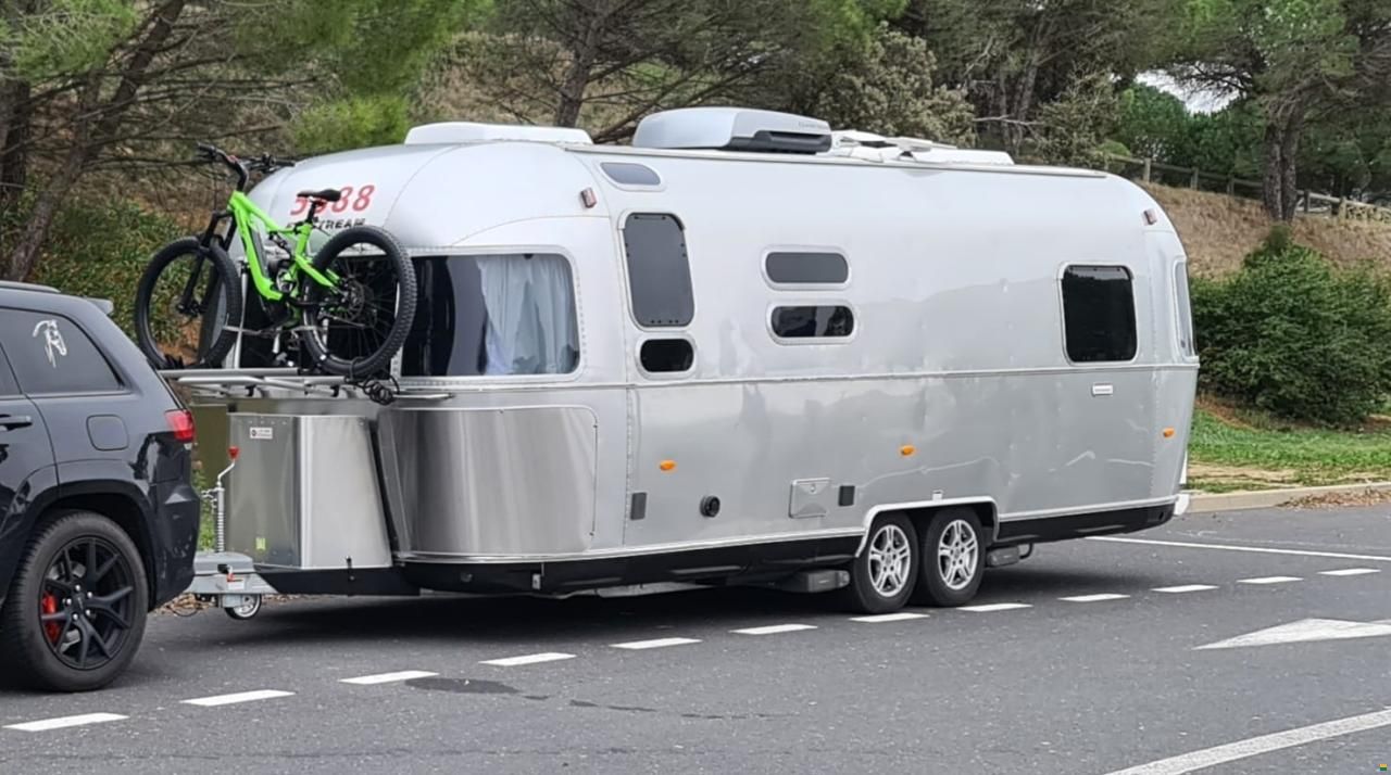Airstream 684