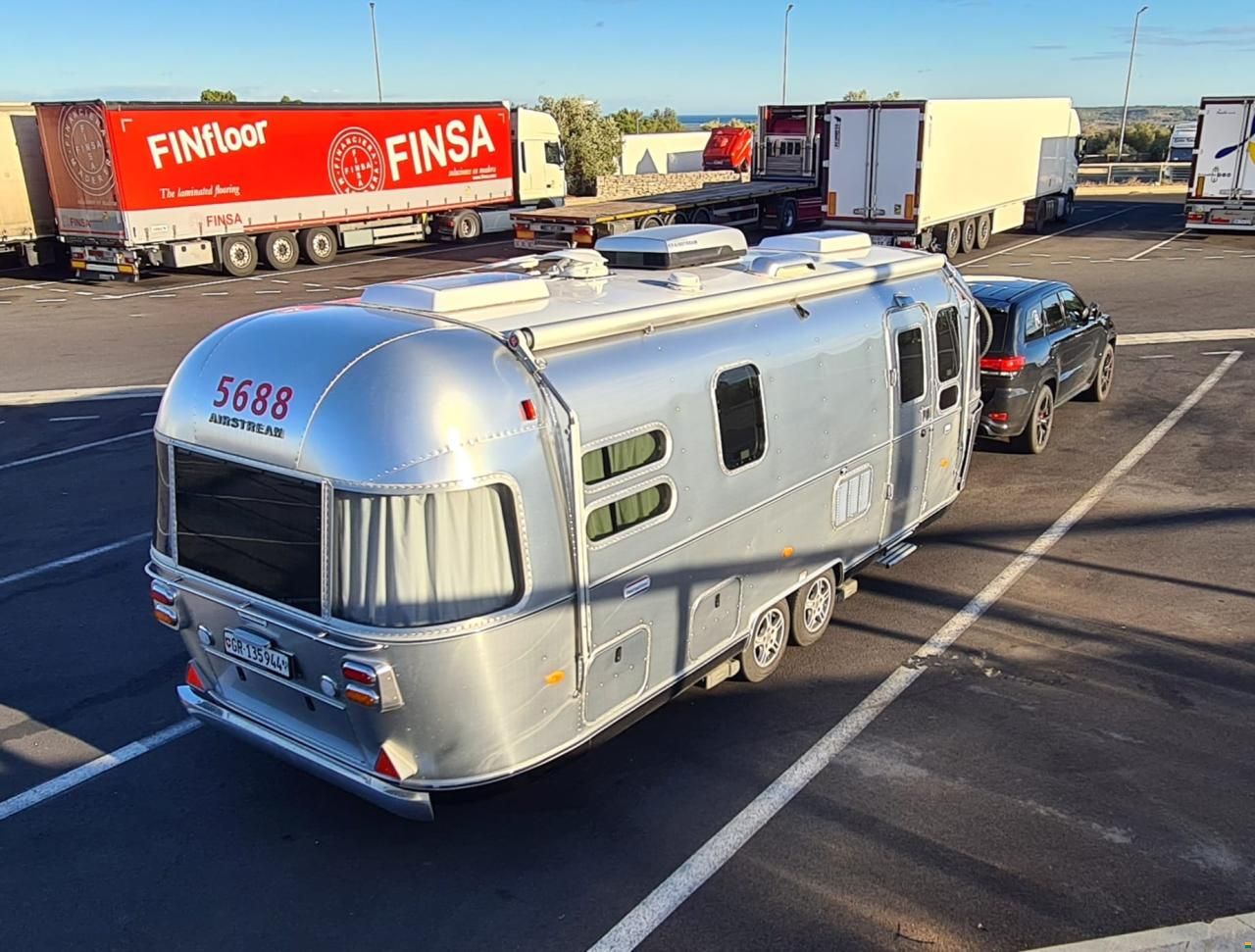 Airstream 684
