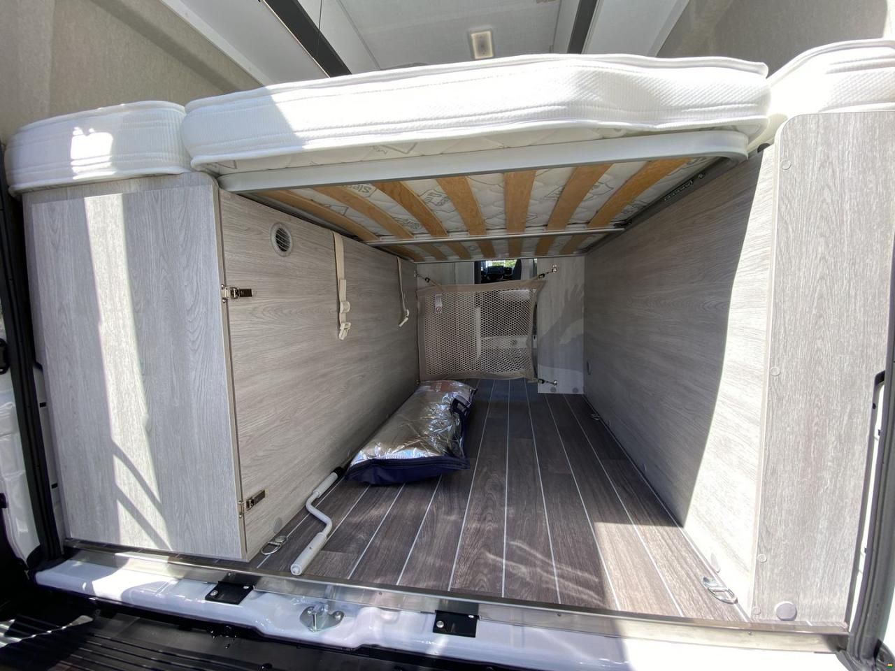 Roller Team Livingstone 2 Go, Fiat 140PS Automat