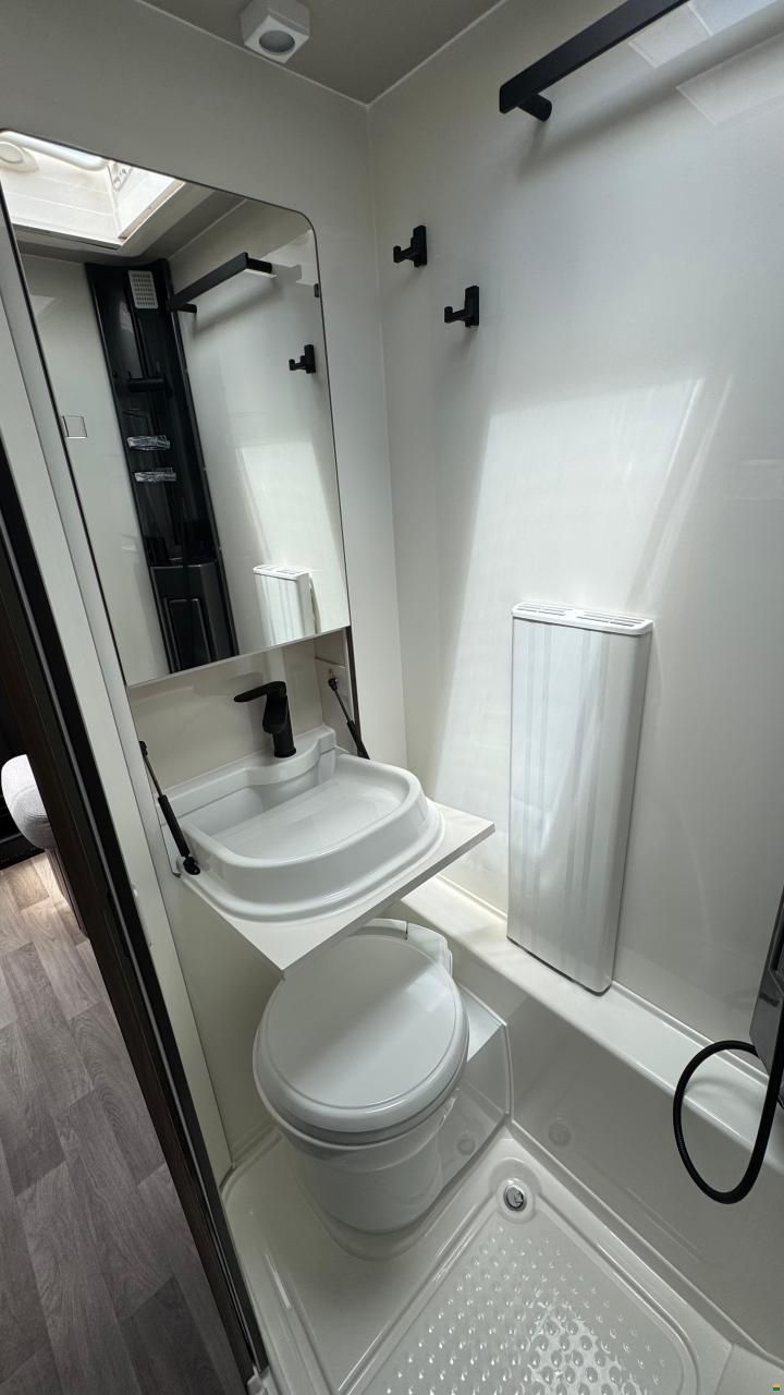 Kabe Novum 750 LGB Traq 4x4