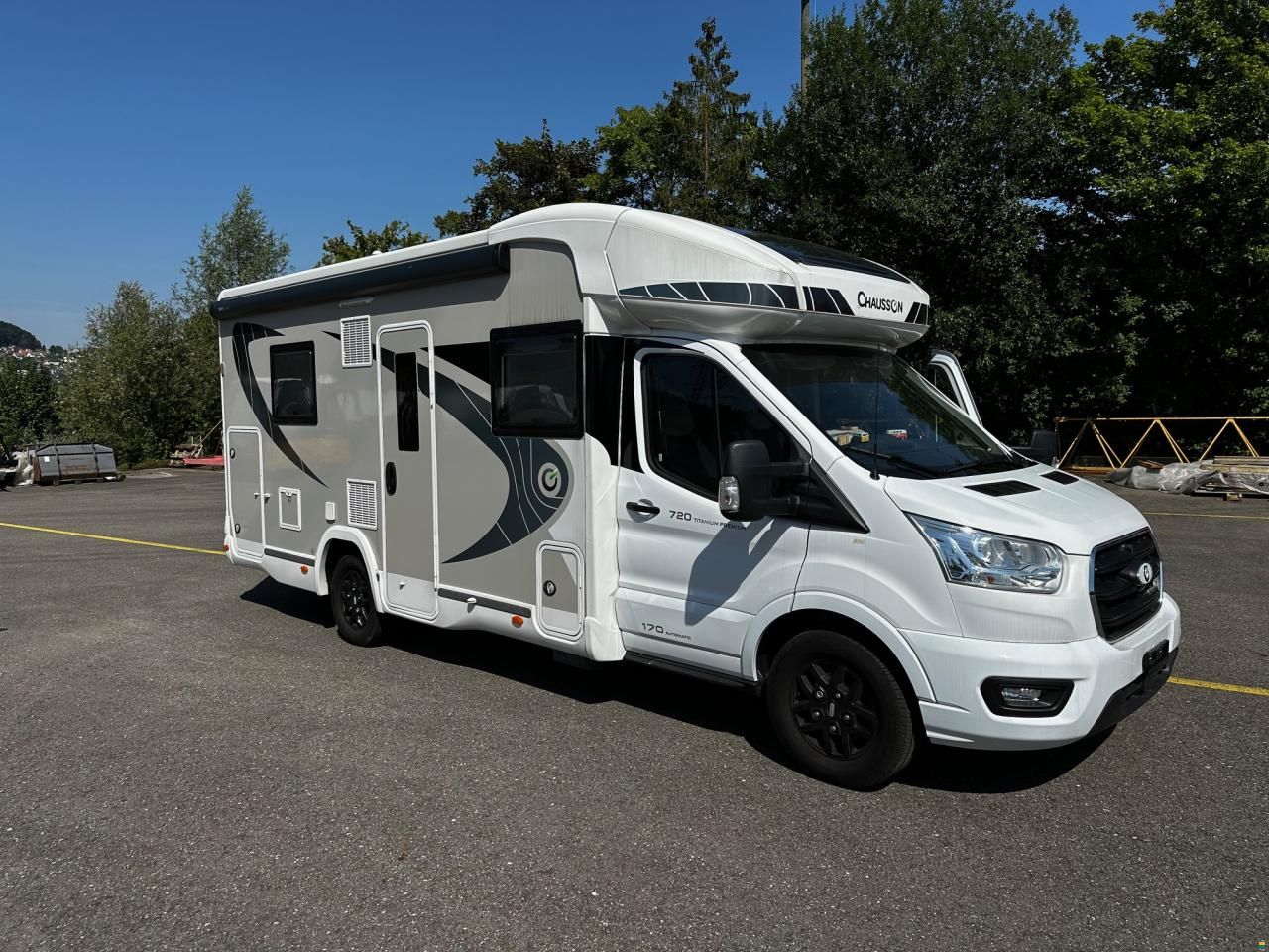 Chausson Ford 720 Titanium Premium