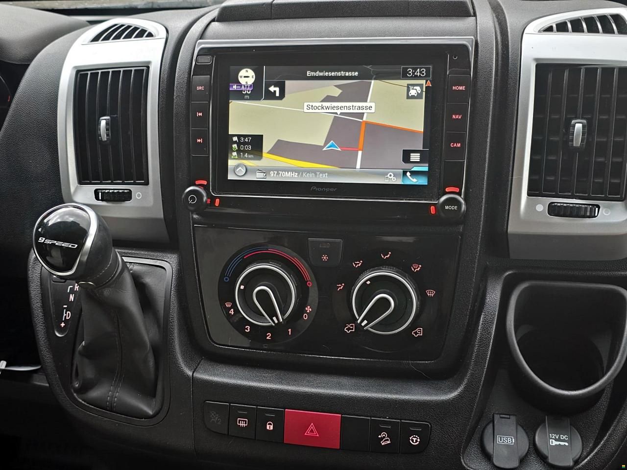 Knaus SKY TI 650 MEG PLATINUM SELECTION AUTOM.