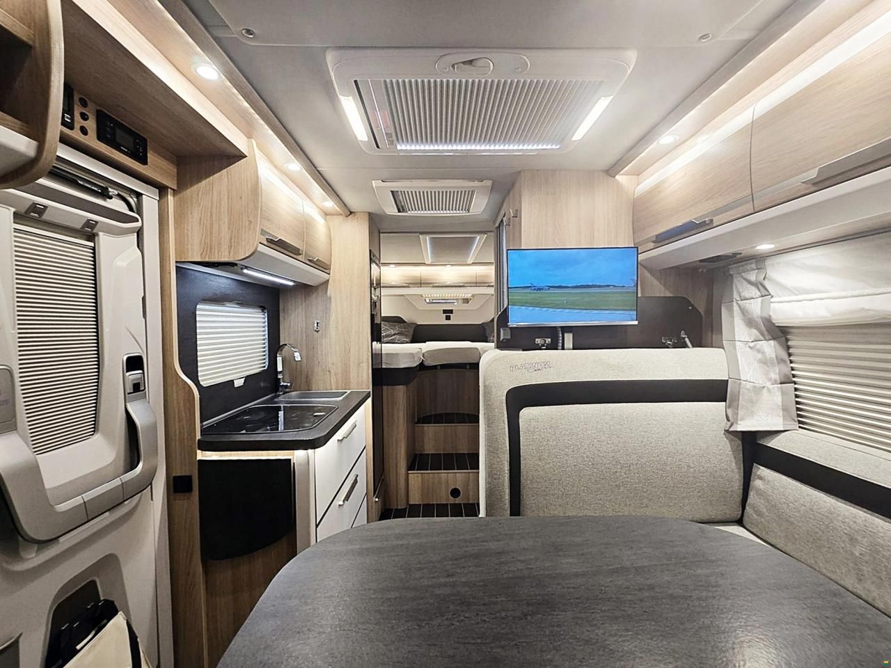 Knaus SKY TI 650 MEG PLATINUM SELECTION AUTOM.