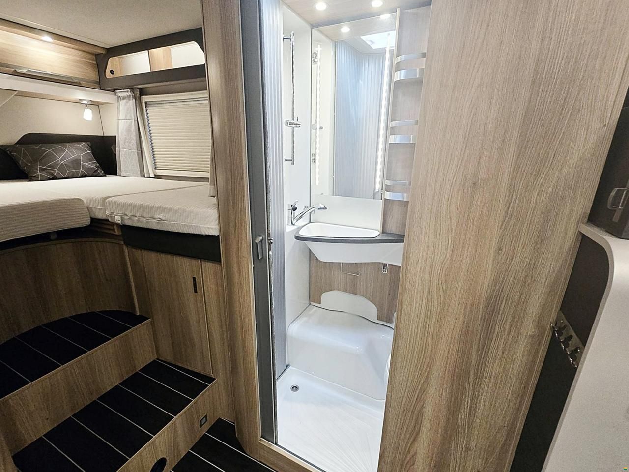 Knaus SKY TI 650 MEG PLATINUM SELECTION AUTOM.