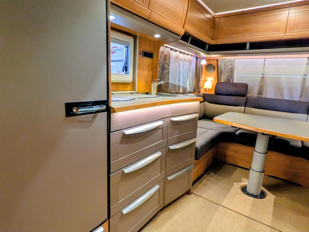 Hymer Nova 590 SL