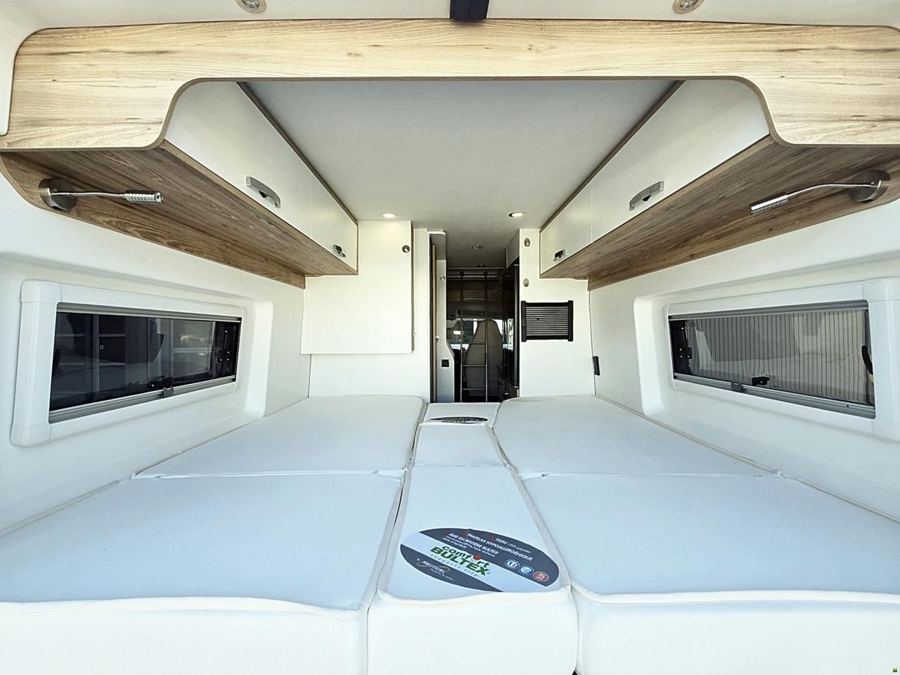 Pilote V630 AUFSTELLDACH 2.3 MJ