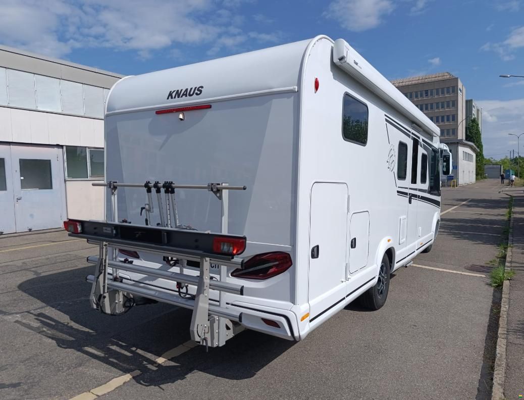 Knaus Live I 700 MEG