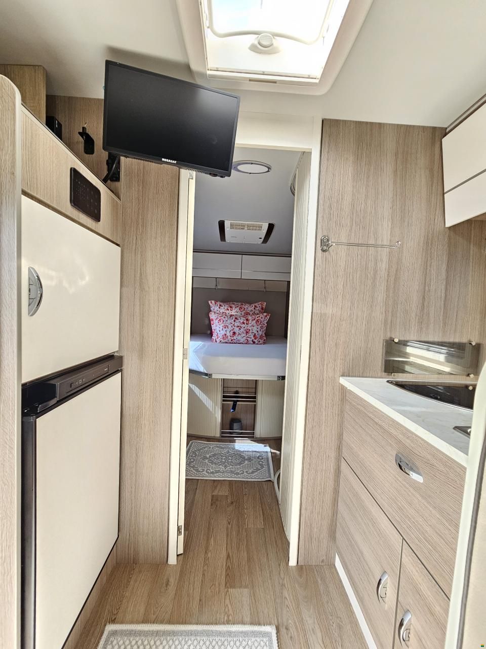 XGO 69G mit Queensbett & Doppelbett!