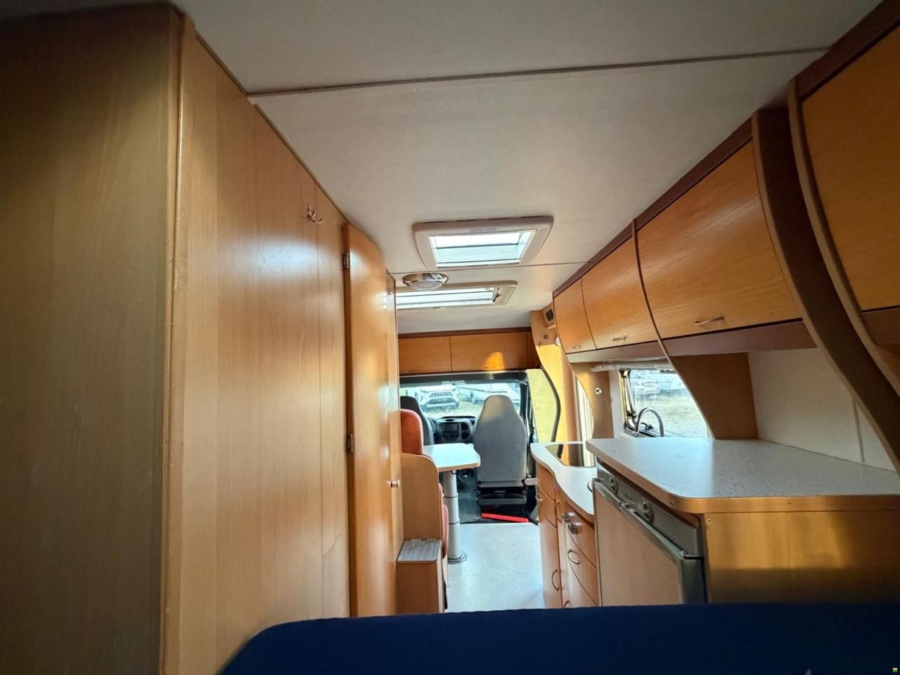 Ford **EURA-MOBIL PROFILA T685** Querbett*