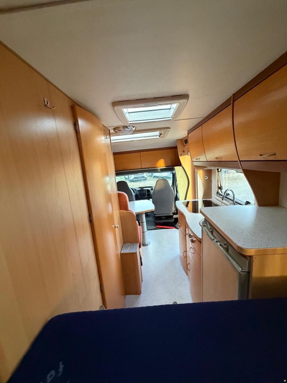 Ford **EURA-MOBIL PROFILA T685** Querbett*