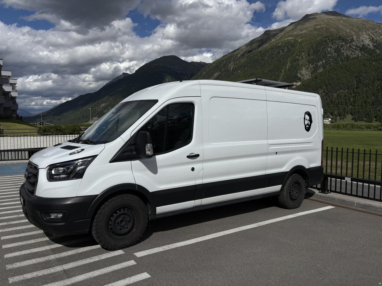 Ford Transit 350 L3H2
