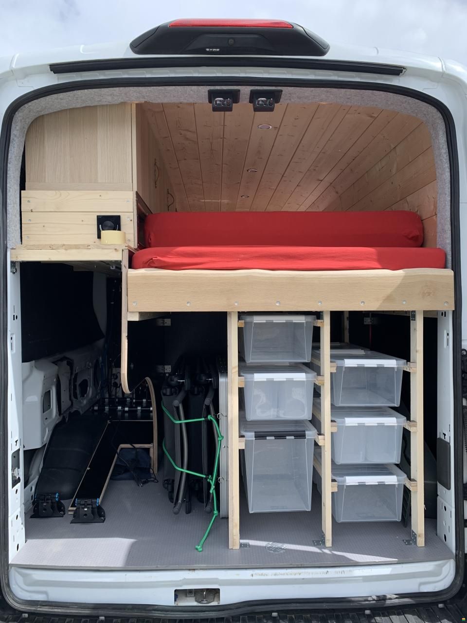 Ford Transit 350 L3H2