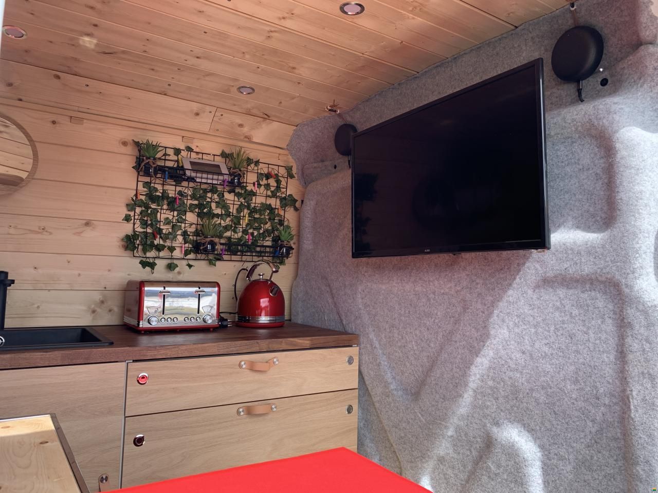 Ford Transit 350 L3H2