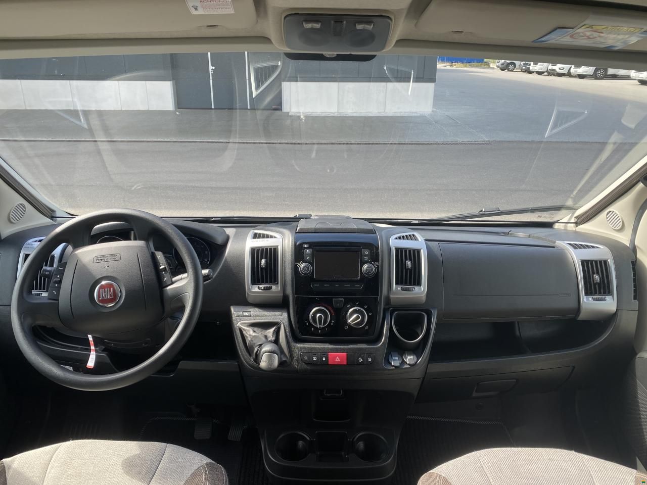 Knaus 650 MF