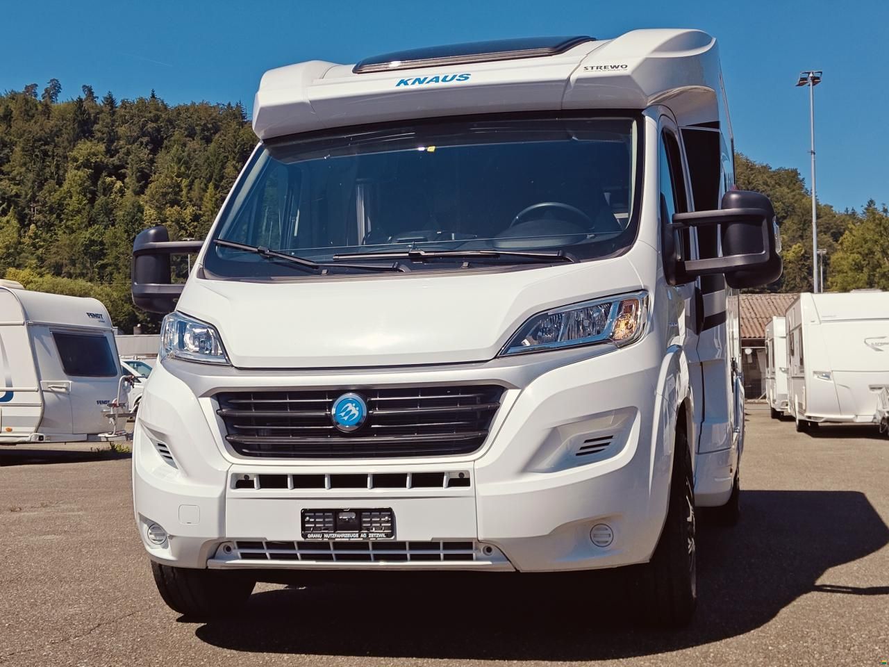 Knaus Sky Ti 550 MF Silver Selection - Automat