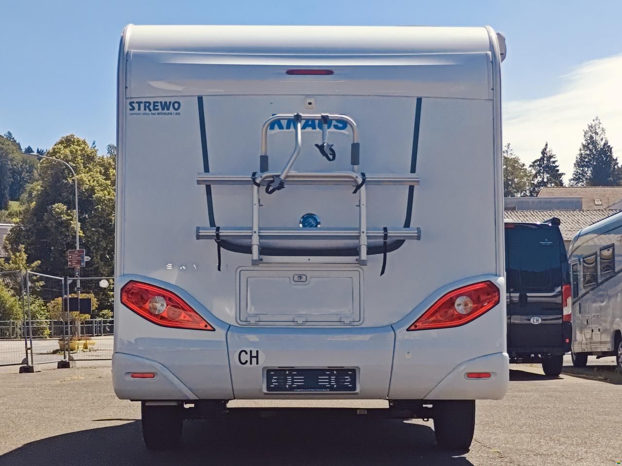 Knaus Sky Ti 550 MF Silver Selection - Automat