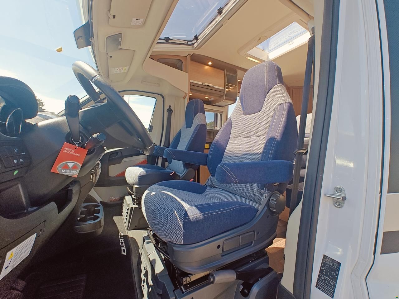 Knaus Sky Ti 550 MF Silver Selection - Automat