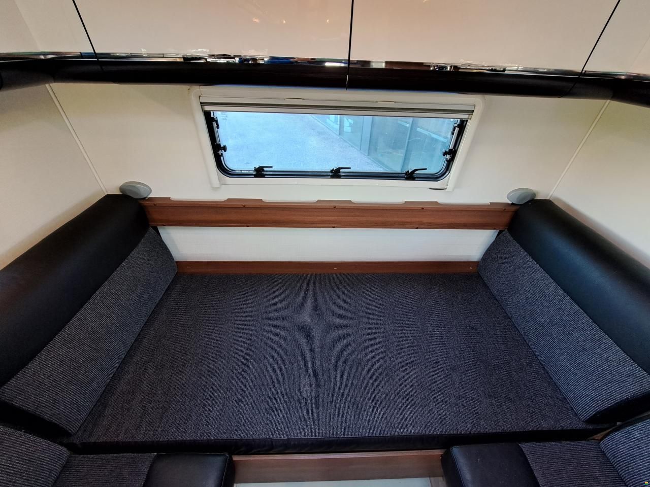 LMC Explorer I 650