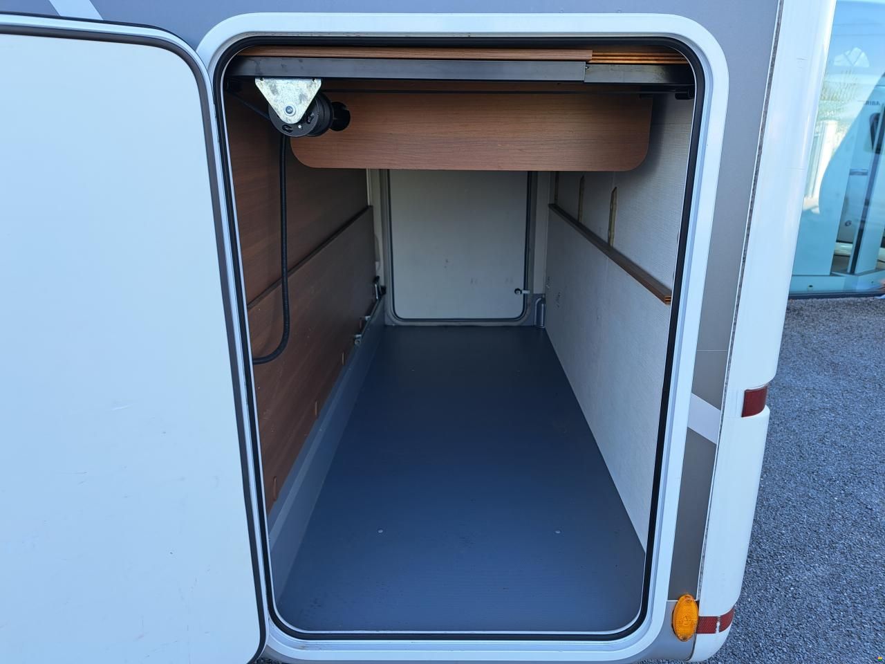 LMC Explorer I 650