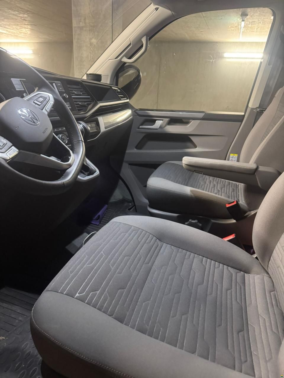 Volkswagen T6. 1 CALIFORNIA OCEAN