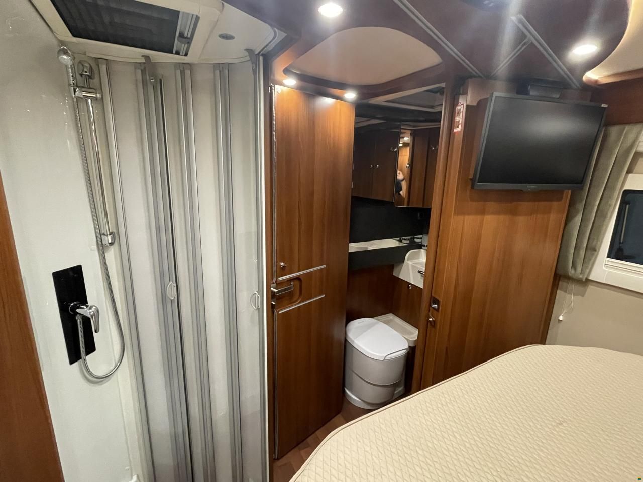 Carthago Chic C-Line I 5.0 QB Mercedes