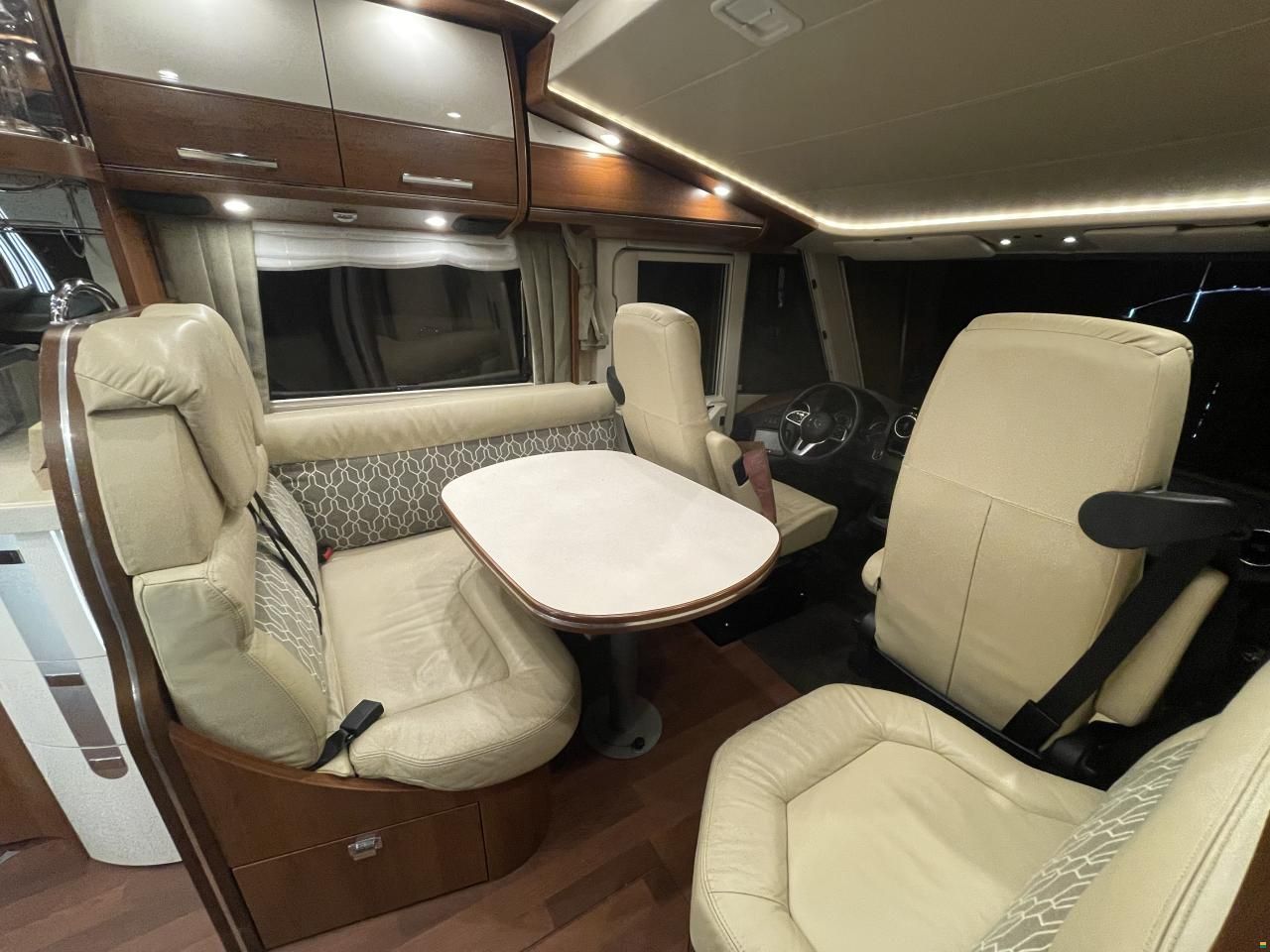 Carthago Chic C-Line I 5.0 QB Mercedes